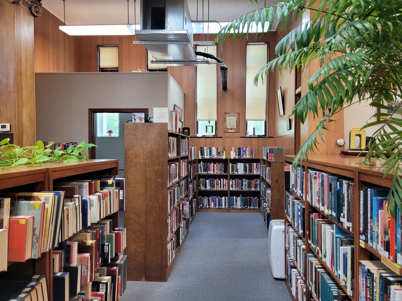 214 School St, Hillsboro, IL 62049